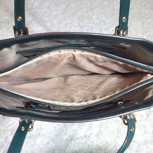 MICHAEL by Michael Kors Voyager Large Crossgrain Leather Tote Bag in Dark Green - Picture 9 of 14